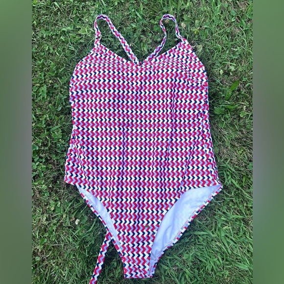 Kona Sol Red and White One Piece Swimsuit NWOT - Picture 1 of 5